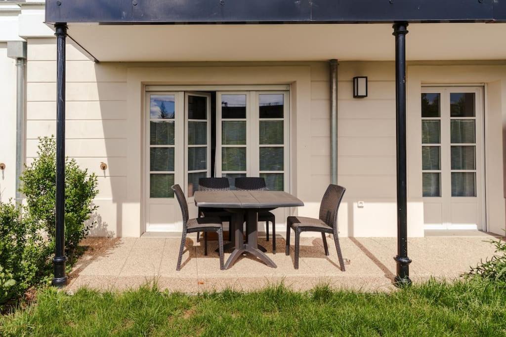 Confort & Charme, Proche Disney Serris Exterior photo